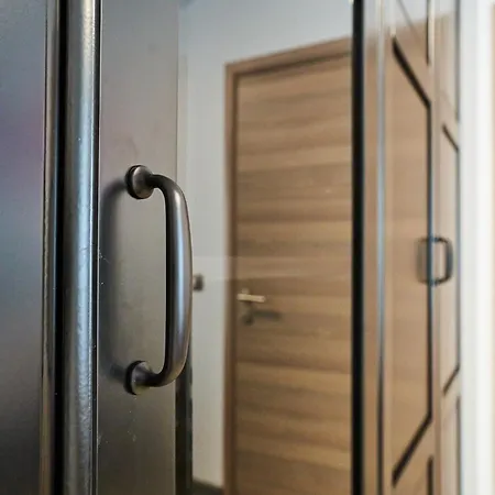 מלון דירות Nordis 22 Deluxe Room Mamaia Nord 3*