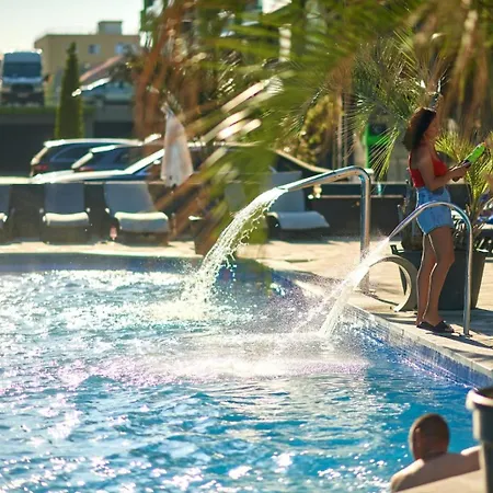 Aparthotel Bianca 3 By Alz Năvodari